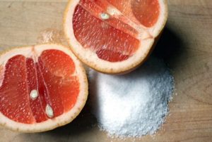 Grapefruit cleaning hack, citrus, natural cleaning agent, natural cleaning hacks, Bathroom cleaning hacks, Style Degree