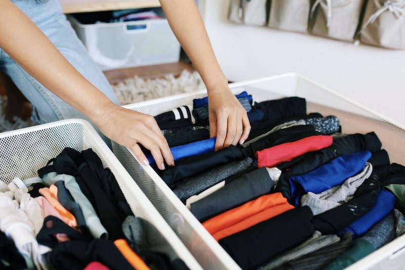 Keep your activewear organized with these genius tips feature image, Organizing activewear feature image, Style Degree, Singapore, SG, StyleMag.